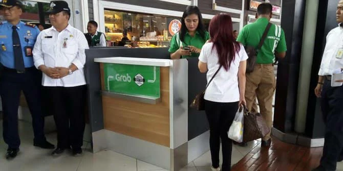 Mobil Grab berstiker resmi diizinkan beroperasi di Bandara Soekarno-Hatta